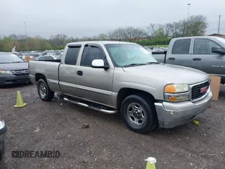 2002 GMC Sierra 1500 SLE with VIN 2GTEC19V221354997, listed as a IAAI auction lot 41916418 with 198,844 mi miles and . Bid and sale history available at carsss.com. Image 1.