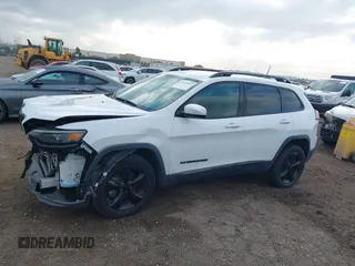 2019 Jeep Cherokee Latitude Plus with VIN 1C4PJMLB9KD453979, listed as a IAAI auction lot 41413997 with 70,664 mi miles and . Bid and sale history available at DreamBid. Image 15.
