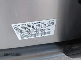 2014 Acura MDX with VIN 5FRYD3H23EB011872, listed as a IAAI auction lot 42391403 with 139,230 mi miles and . Bid and sale history available at DreamBid. Image 9.