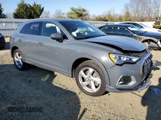 2020 Audi Q3 Premium with VIN WA1AECF3XL1106358, listed as a Copart auction lot 68481112 with 33,679 mi miles. Bid and sale history available at carsss.com. Image 4.