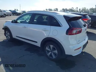 2019 Kia Niro LX with VIN KNDCB3LC3K5317579, listed as a IAAI auction lot 41670409 with 56,143 mi miles. Bid and sale history available at carsss.com. Image 3.