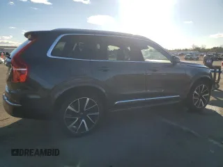 2023 Volvo XC90 Plus with VIN YV4062PN9P1984620, listed as a Copart auction lot 84112814 with 15,422 mi miles and Salvage Title. Bid and sale history available at carsss.com. Image 3.