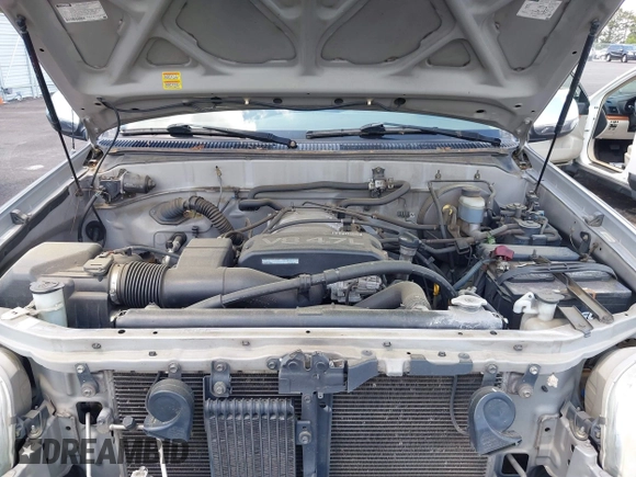 2001 Toyota Tundra SR5 with VIN 5TBRT34101S188853, listed as a IAAI auction lot 42222422 with 227,769 mi miles and . Bid and sale history available at DreamBid. Image 10.