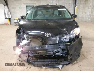 2011 Toyota Sienna XLE with VIN 5TDDK3DC1BS028679, listed as a Copart auction lot 52450655 with 114,054 mi miles and Salvage Title. Bid and sale history available at carsss.com. Image 5.