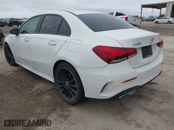 2019 Mercedes-Benz A 220 z VIN WDD3G4EB5KW012029, wystawiony jako IAAI lot #41608407 z przebiegiem 87 421 mil mil oraz . Historia ofert i sprzedaży dostępna na DreamBid. Obrazek 3.