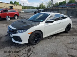 2018 Honda Civic Si z VIN 2HGFC3A51JH751362, wystawiony jako Copart lot #57219365 z przebiegiem 82 453 mil mil oraz Szkoda całkowita • Salvage title. Historia ofert i sprzedaży dostępna na DreamBid. Obrazek 1.