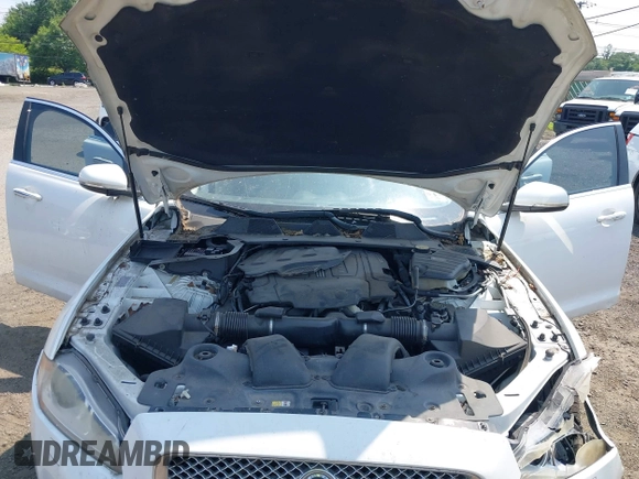 2012 Jaguar XJ Supercharged with VIN SAJWA2GE0CMV30312, listed as a IAAI auction lot 42722598 with 133,685 mi miles and . Bid and sale history available at DreamBid. Image 10.