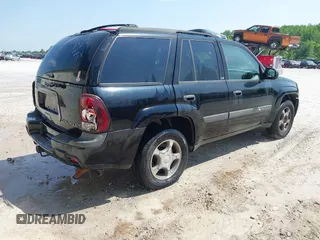 2003 Chevrolet TrailBlazer LS with VIN 1GNDS13S632132324, listed as a IAAI auction lot 42118277 with 213,705 mi miles and . Bid and sale history available at DreamBid. Image 4.