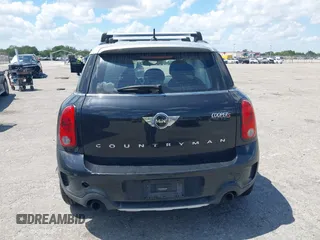 2016 MINI Countryman S z VIN WMWZC5C58GWU21536, wystawiony jako IAAI lot #41907958 z przebiegiem 83 761 mil mil oraz . Historia ofert i sprzedaży dostępna na DreamBid. Obrazek 15.