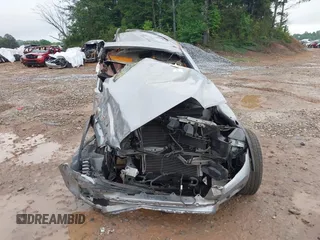 2017 Toyota Tacoma SR5 z VIN 5TFAZ5CN8HX036231, wystawiony jako IAAI lot #37636403 z przebiegiem Nie podano mil oraz . Historia ofert i sprzedaży dostępna na DreamBid. Obrazek 11.