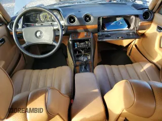 1983 Mercedes-Benz 300 300D-T with VIN WDBAB33A6DB024042, listed as a Copart auction lot 79846584 with 162,503 mi miles and Salvage Title. Bid and sale history available at carsss.com. Image 8.