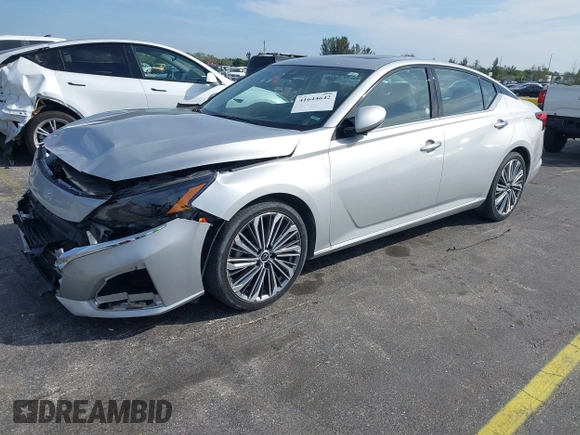 2023 Nissan Altima SL with VIN 1N4BL4EV6PN413992, listed as a IAAI auction lot 41644642 with 40,974 mi miles and . Bid and sale history available at DreamBid. Image 2.