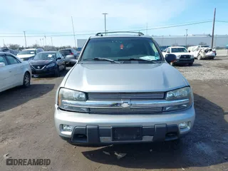 2005 Chevrolet TrailBlazer LT with VIN 1GNDT13S152261782, listed as a IAAI auction lot 41963416 with 125,041 mi miles. Bid and sale history available at carsss.com. Image 12.