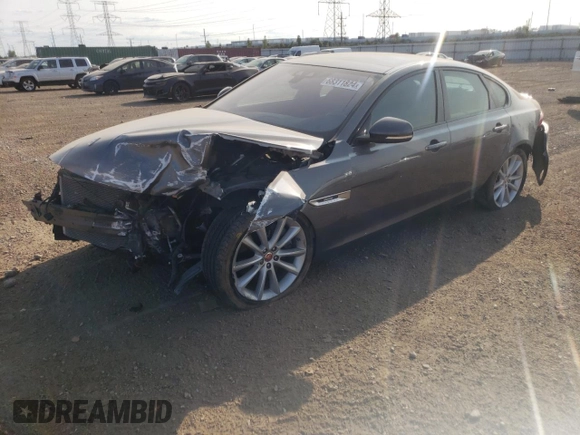2018 Jaguar XF 35t R-Sport with VIN SAJBL4EV2JCY55361, listed as a Copart auction lot 68311824 with 34,165 mi miles and Salvage Title. Bid and sale history available at carsss.com. Image 1.
