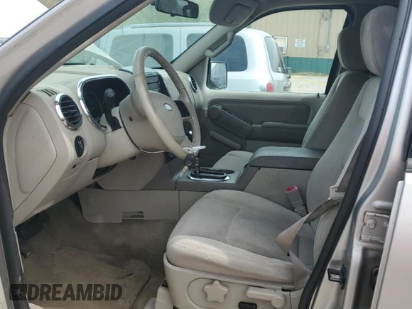 2006 Ford Explorer XLT with VIN 1FMEU73E26UB73638, listed as a Copart auction lot 54500345 with 134,034 mi miles and Clean Title. Bid and sale history available at carsss.com. Image 7.