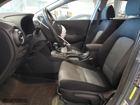 2020 Hyundai Kona SEL with VIN KM8K22AAXLU399952, listed as a Copart auction lot 52643175 with 54,367 mi miles and Clean Title. Bid and sale history available at carsss.com. Image 7.