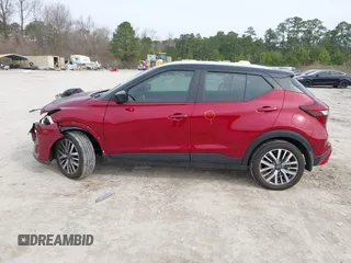 2024 Nissan Kicks SV with VIN 3N1CP5CV5RL574092, listed as a IAAI auction lot 41792156 with 9,956 mi miles. Bid and sale history available at carsss.com. Image 15.
