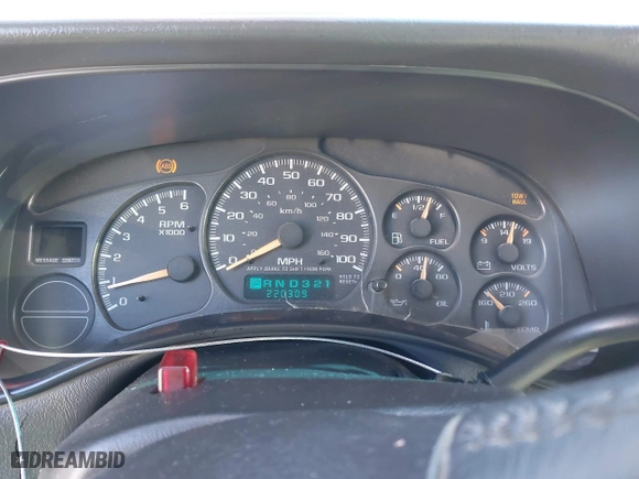 2002 Chevrolet Avalanche with VIN 3GNEC13T62G263379, listed as a IAAI auction lot 40907582 with 220,309 mi miles. Bid and sale history available at carsss.com. Image 7.