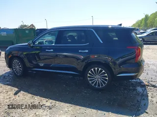 2023 Hyundai Palisade Calligraphy with VIN KM8R74GE6PU571342, listed as a IAAI auction lot 41987377 with 13,797 mi miles and . Bid and sale history available at DreamBid. Image 15.