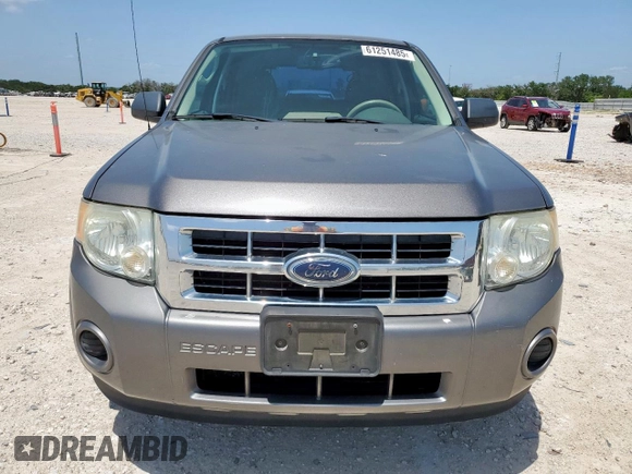 2009 Ford Escape XLS with VIN 1FMCU02739KC12318, listed as a Copart auction lot 61251485 with 179,335 mi miles and Salvage title. Bid and sale history available at DreamBid. Image 5.