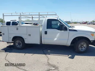 2012 Ford F-250 XL z VIN 1FDBF2A60CEC68510, wystawiony jako IAAI lot #42396003 z przebiegiem 185 303 mil mil oraz . Historia ofert i sprzedaży dostępna na DreamBid. Obrazek 14.