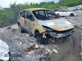 2013 Ford Escape SE with VIN 1FMCU0GX6DUD90875, listed as a IAAI auction lot 42166461 with Not provided miles and . Bid and sale history available at DreamBid. Image 1.