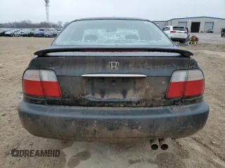 1996 Honda Accord EX with VIN 1HGCD5658TA082741, listed as a Copart auction lot 44439315 with 143,769 mi miles and Clean Title. Bid and sale history available at DreamBid. Image 6.