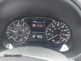 2014 Nissan Altima SV with VIN 1N4AL3AP8EC902495, listed as a IAAI auction lot 41940581 with 68,623 mi miles and . Bid and sale history available at carsss.com. Image 7.
