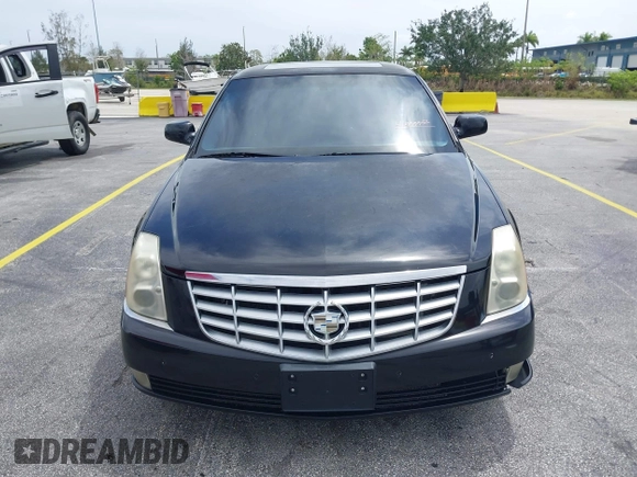 2010 Cadillac DTS w/1SC with VIN 1G6KD5EY8AU106072, listed as a IAAI auction lot 41999952 with 165,866 mi miles. Bid and sale history available at carsss.com. Image 6.
