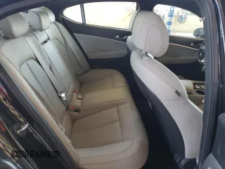 2023 Genesis G70 2.0T z VIN KMTG34TA1PU132593, wystawiony jako Copart lot #49231195 z przebiegiem 36 246 mil mil oraz Szkody całkowita. Historia ofert i sprzedaży dostępna na DreamBid. Obrazek 10.
