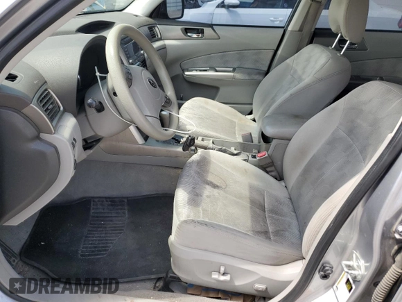 2010 Subaru Forester X Premium с VIN JF2SH6CC2AH761627, выставлен на аукционе Copart как лот 54552485 с пробегом 86 400 миль миль и Списание • Salvage title. История ставок и продаж доступна на DreamBid. Изображение 7.