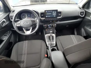 2020 Hyundai Venue SEL with VIN KMHRC8A35LU026883, listed as a Copart auction lot 47480575 with 32,879 mi miles and Salvage Title. Bid and sale history available at carsss.com. Image 8.