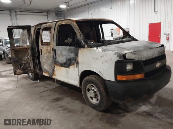 2007 Chevrolet Express Cargo z VIN 1GCGG25V571161541, wystawiony jako IAAI lot #42070572 z przebiegiem Nie podano mil oraz . Historia ofert i sprzedaży dostępna na DreamBid. Obrazek 1.