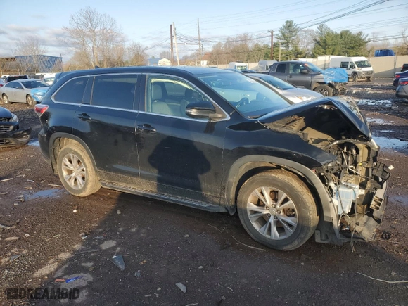 2015 Toyota Highlander LE with VIN 5TDBKRFH3FS102841, listed as a Copart auction lot 50806395 with 123,503 mi miles and Salvage Title. Bid and sale history available at carsss.com. Image 4.