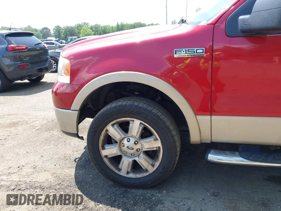 2008 Ford F-150 XLT z VIN 1FTPW14V58FA37420, wystawiony jako IAAI lot #42563506 z przebiegiem 163 249 mil mil oraz . Historia ofert i sprzedaży dostępna na DreamBid. Obrazek 6.