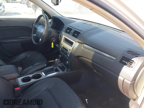 2011 Ford Fusion SEL with VIN 3FAHP0CG5BR195576, listed as a IAAI auction lot 41590285 with 80,389 mi miles. Bid and sale history available at carsss.com. Image 5.