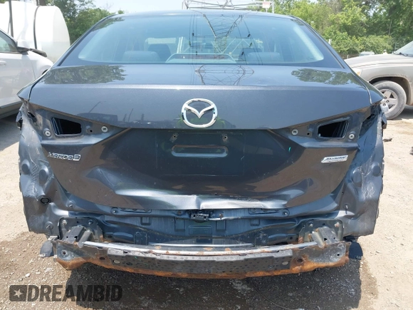 2015 Mazda 3 i Sport with VIN 3MZBM1U70FM173465, listed as a IAAI auction lot 42477601 with 231,159 mi miles and . Bid and sale history available at DreamBid. Image 17.