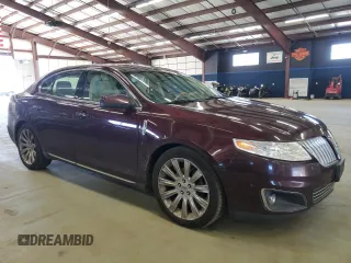 2011 Lincoln MKS EcoBoost z VIN 1LNHL9FT2BG612853, wystawiony jako Copart lot #53654885 z przebiegiem 299 599 mil mil oraz Czysty tytuł • Clean title. Historia ofert i sprzedaży dostępna na DreamBid. Obrazek 4.