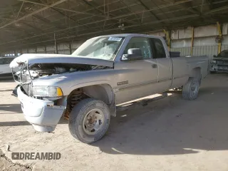 1998 Dodge 2500 with VIN 1B7KF2362WJ249115, listed as a Copart auction lot 88782885 with 353,717 mi miles and Salvage Title. Bid and sale history available at DreamBid. Image 1.
