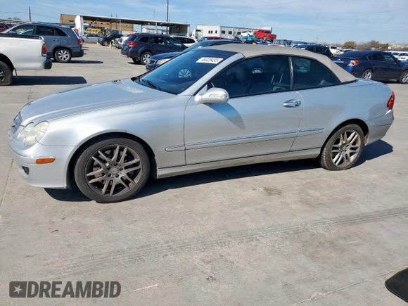 2009 Mercedes-Benz CLK 350 with VIN WDBTK56FX9T109172, listed as a Copart auction lot 46328435 with 137,484 mi miles and Salvage Title. Bid and sale history available at DreamBid. Image 1.