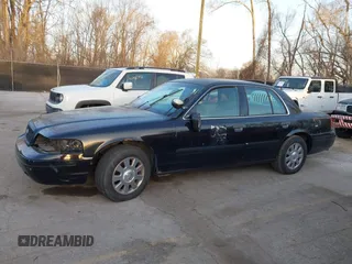 2001 Ford Crown Victoria Police Police Interceptor with VIN 2FAFP71W91X190763, listed as a IAAI auction lot 41781221 with 181,087 mi miles. Bid and sale history available at carsss.com. Image 15.
