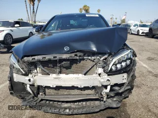 2019 Mercedes-Benz C 300 z VIN 55SWF8DB6KU300132, wystawiony jako Copart lot #62847335 z przebiegiem 82 533 mil mil oraz Szkoda całkowita • Salvage title. Historia ofert i sprzedaży dostępna na DreamBid. Obrazek 5.