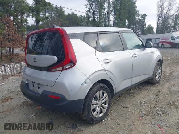 2020 Kia Soul LX with VIN KNDJ23AU8L7011339, listed as a IAAI auction lot 41179070 with 107,072 mi miles. Bid and sale history available at carsss.com. Image 4.