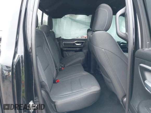 2021 Ram 1500 Big Horn с VIN 1C6SRFBT5MN720595, выставлен на аукционе IAAI как лот 41893137 с пробегом 36 920 миль миль и . История ставок и продаж доступна на DreamBid. Изображение 8.