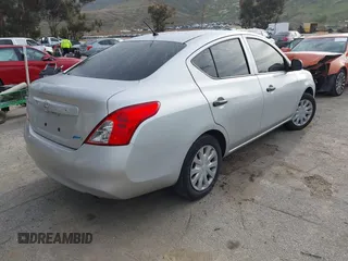 2012 Nissan Versa SL with VIN 3N1CN7AP3CL911095, listed as a IAAI auction lot 41814962 with 184,208 mi miles and . Bid and sale history available at carsss.com. Image 4.