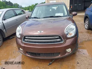 2016 MINI Countryman z VIN WMWZB3C50GWR47537, wystawiony jako IAAI lot #42242795 z przebiegiem 46 960 mil mil oraz . Historia ofert i sprzedaży dostępna na DreamBid. Obrazek 12.