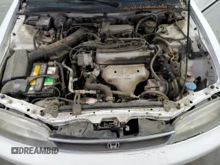 1997 Honda Accord LX with VIN 1HGCD5635VA217885, listed as a Copart auction lot 84570524 with 259,566 mi miles and Clean Title. Bid and sale history available at carsss.com. Image 11.