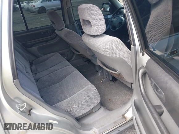 1997 Honda CR-V z VIN JHLRD1848VC057743, wystawiony jako IAAI lot #42259350 z przebiegiem 218 641 mil mil oraz . Historia ofert i sprzedaży dostępna na DreamBid. Obrazek 8.