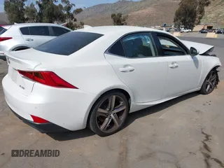 2018 Lexus IS 300 z VIN JTHBA1D23J5072644, wystawiony jako IAAI lot #41829482 z przebiegiem 105 323 mil mil oraz . Historia ofert i sprzedaży dostępna na DreamBid. Obrazek 4.