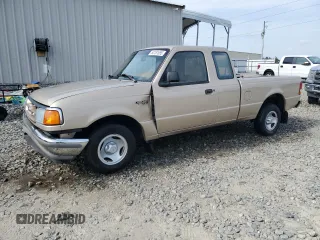 1996 Ford Ranger XL z VIN 1FTCR14UXTPB07669, wystawiony jako Copart lot #54181655 z przebiegiem 140 652 mil mil oraz Szkoda całkowita • Salvage title. Historia ofert i sprzedaży dostępna na DreamBid. Obrazek 1.